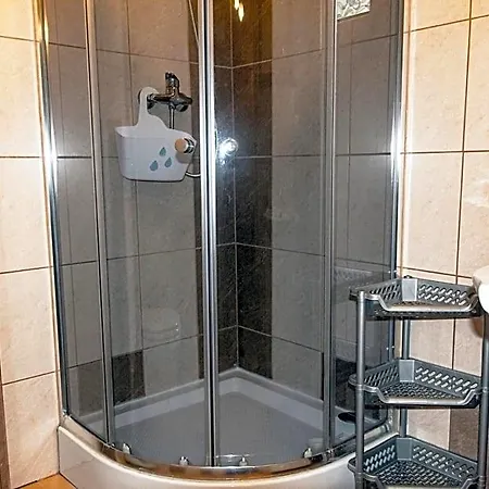 Sztil - I Drewniane Lodge